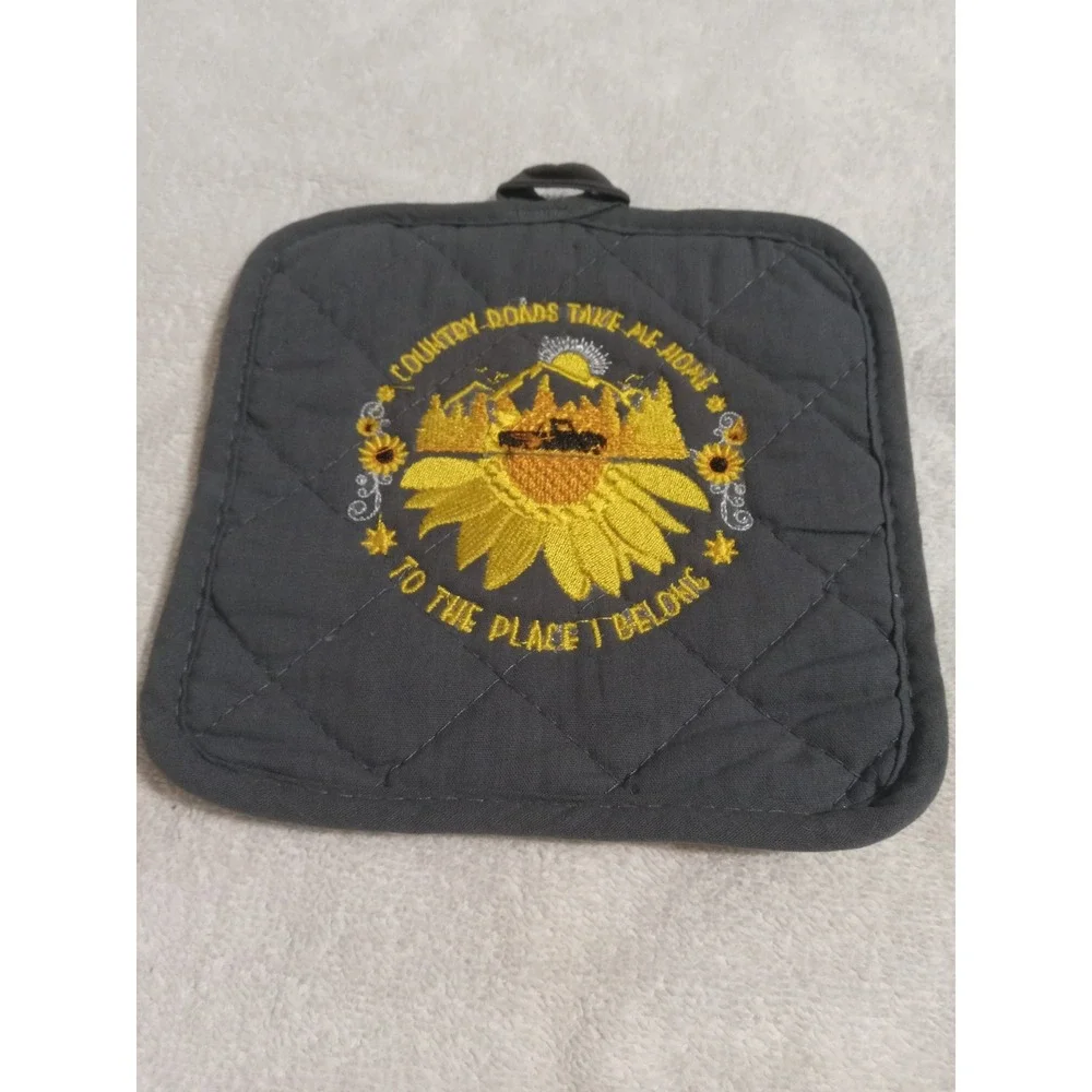 Pot Holder Trivet Sunflower RV Mountain‎ Country Roads Embroidered Quilted Gray